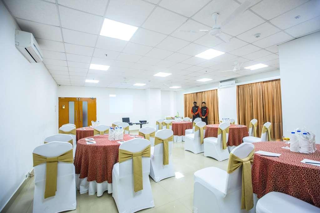 塞里斯蒂尔褔特公园酒店 - Itc酒店集团成员－班加罗尔 外观 照片