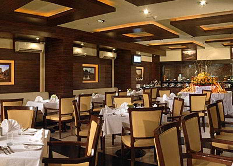 塞里斯蒂尔褔特公园酒店 - Itc酒店集团成员－班加罗尔 外观 照片